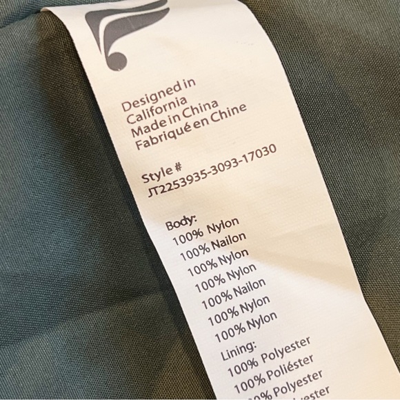 Fabletics Quilted Loft Jacket Green Full Zip Diamond Relaxed Bomber Size Small - Picture 13 of 14